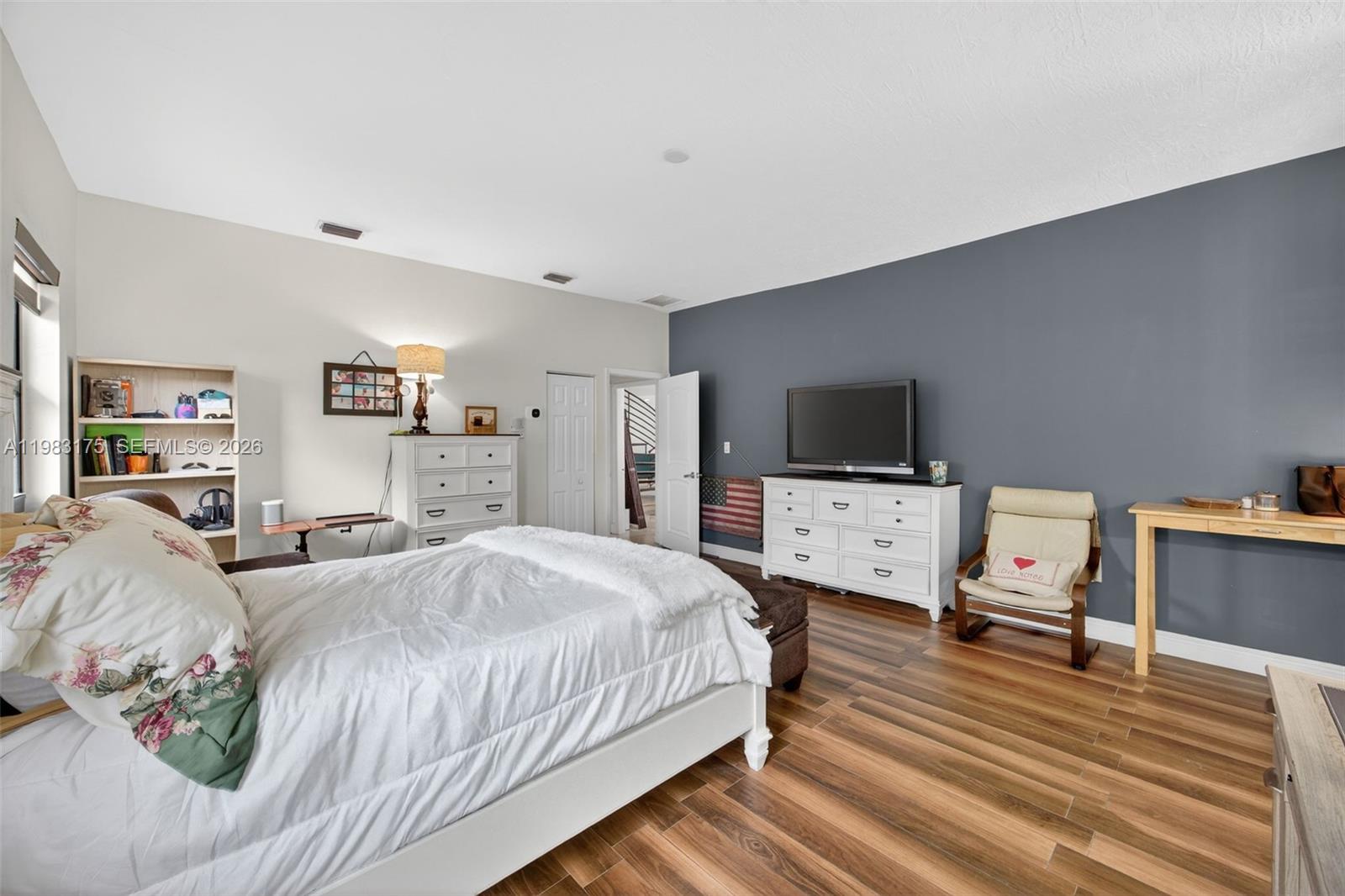 CORAL PINES - Residential