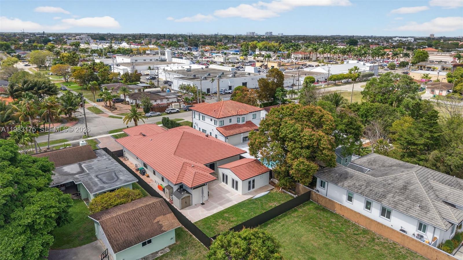 CORAL PINES - Residential