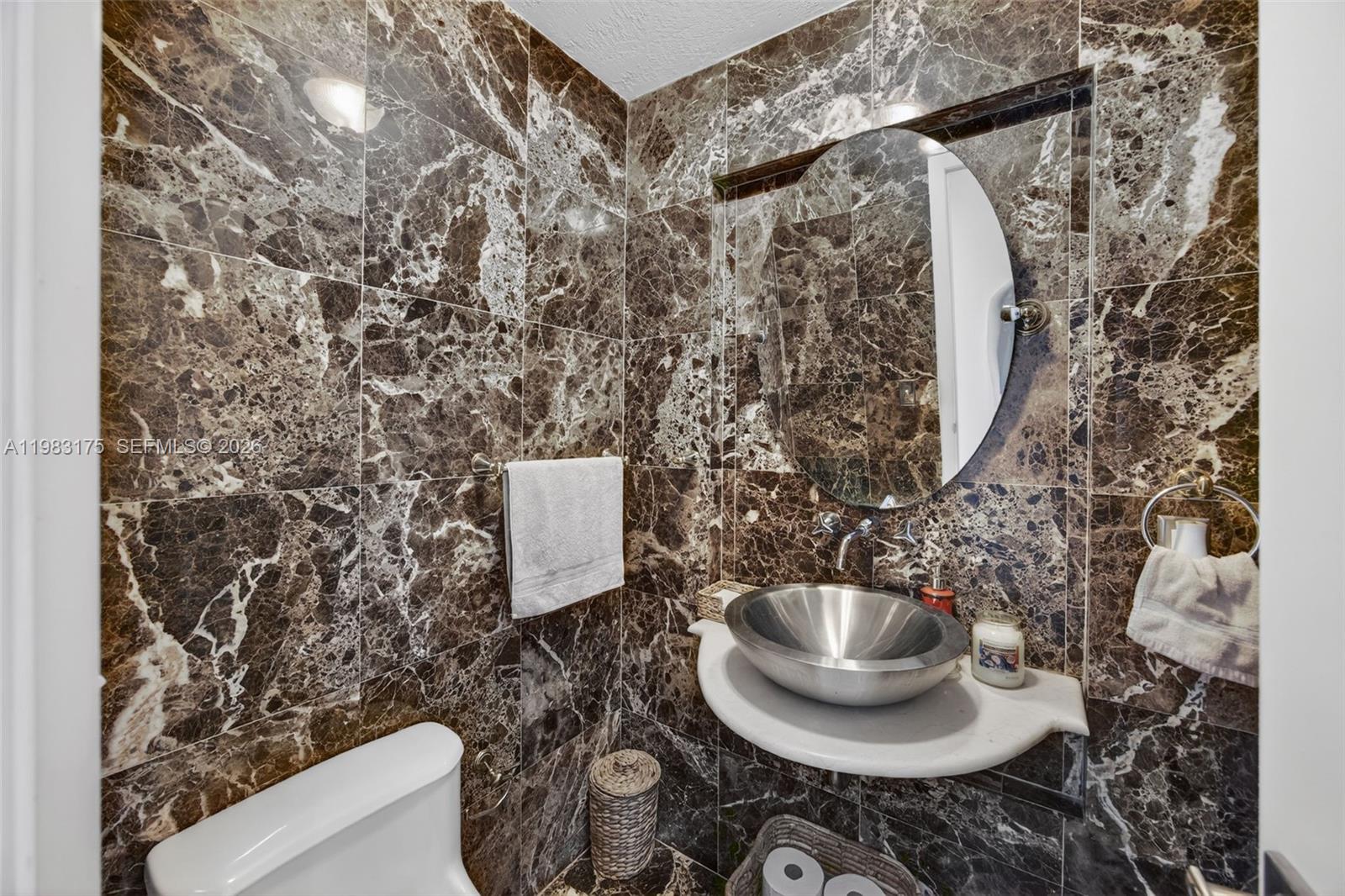 CORAL PINES - Residential