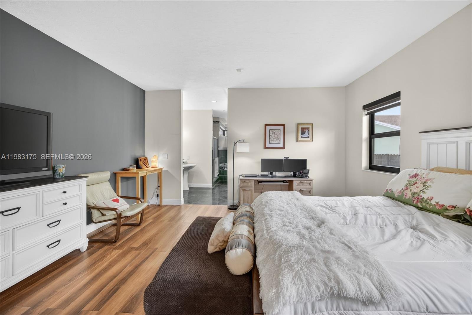 CORAL PINES - Residential