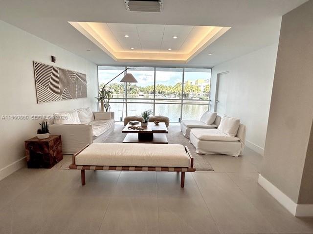 5900 Collins Ave 1208