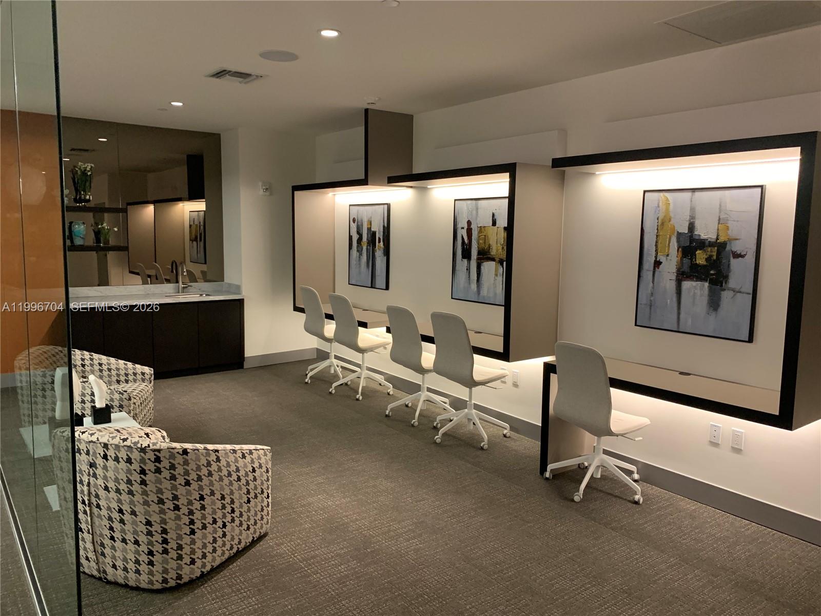 5350 PARK CONDO - Residential