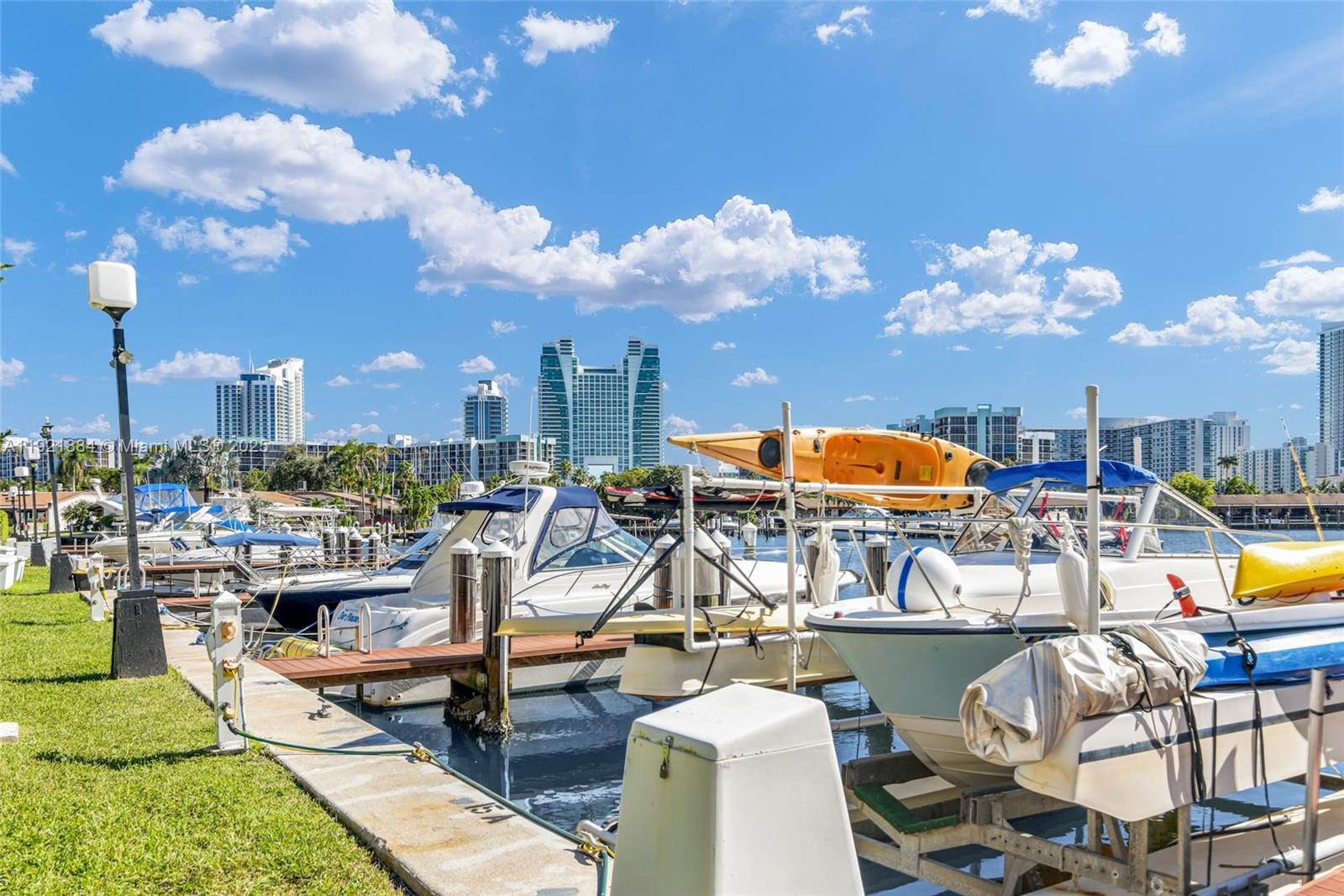 OLYMPUS CONDO PHASE - Residential