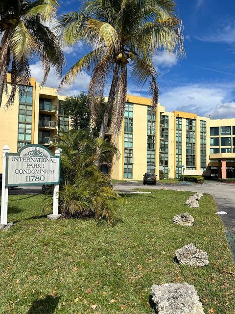 11780 SW 18th St 202-2 Miami FL 33175
