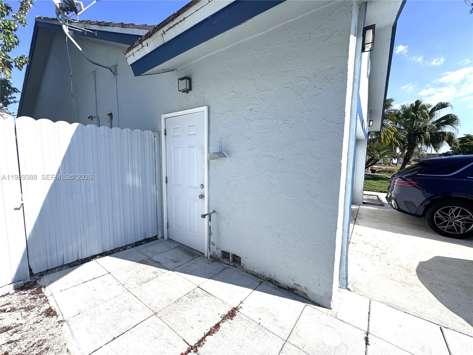 LIMEWOOD GROVE - Residential Lease