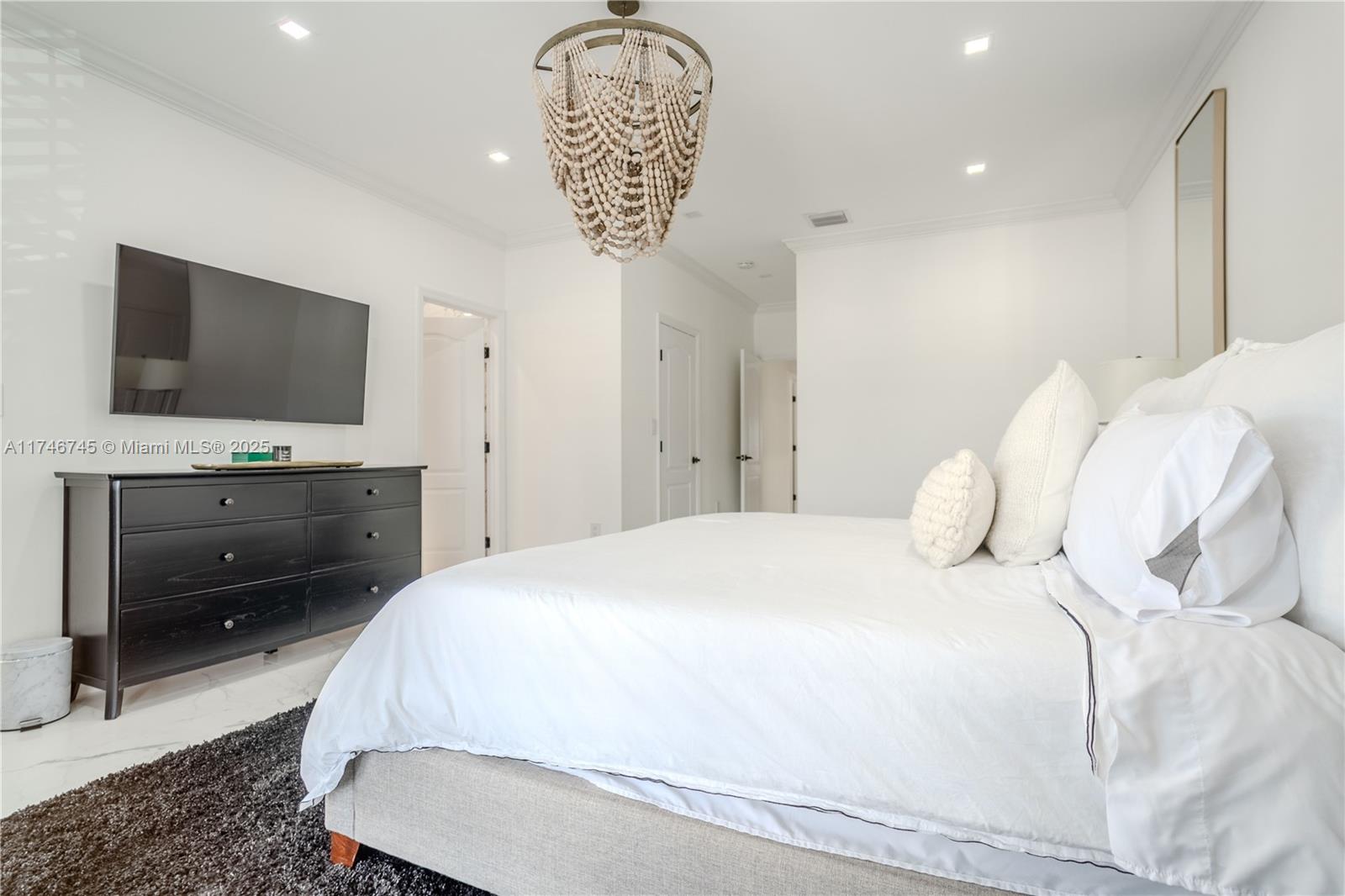 AVENTURA BAY TOWNHOMES CO - Residential