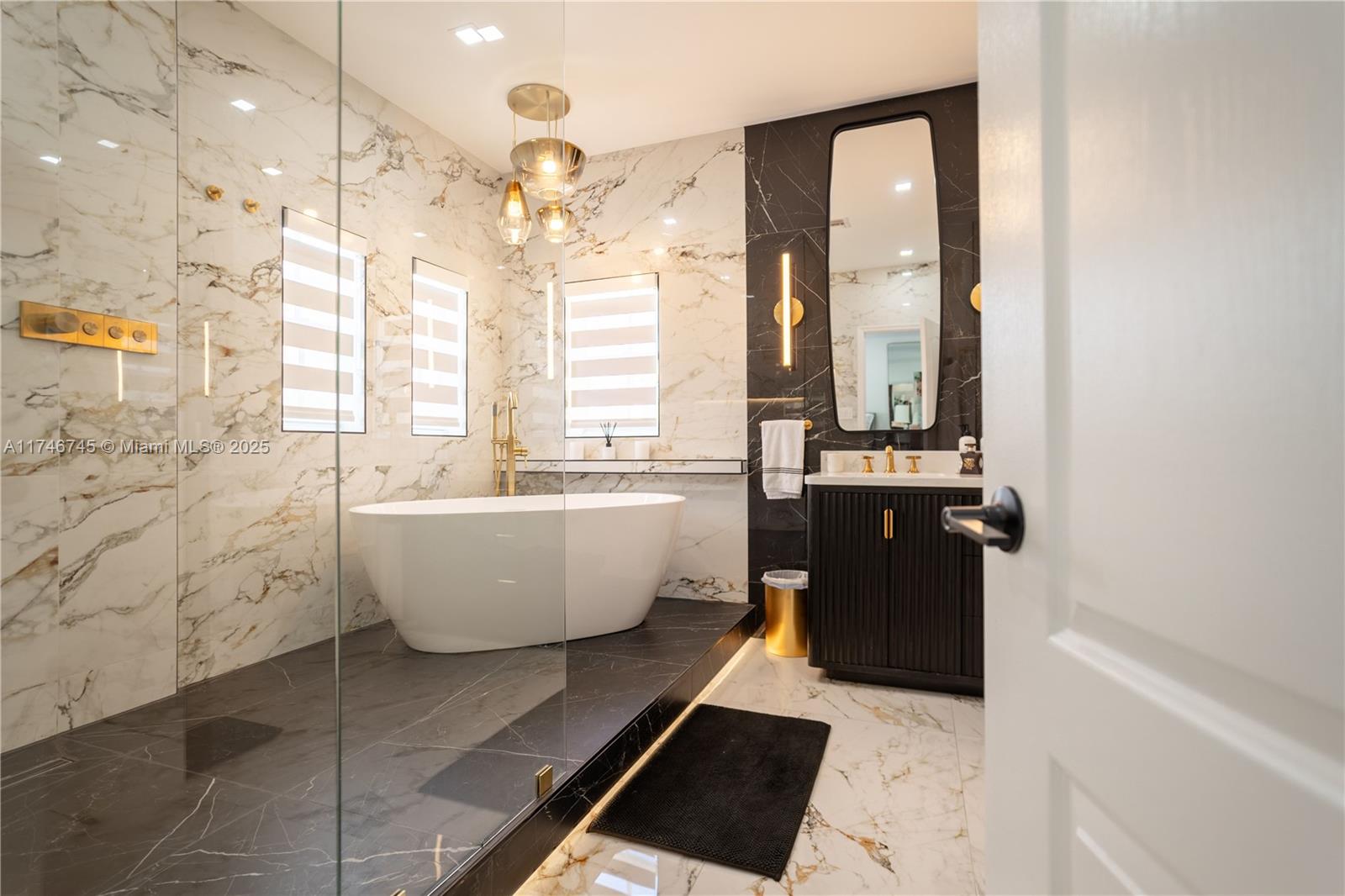 AVENTURA BAY TOWNHOMES CO - Residential