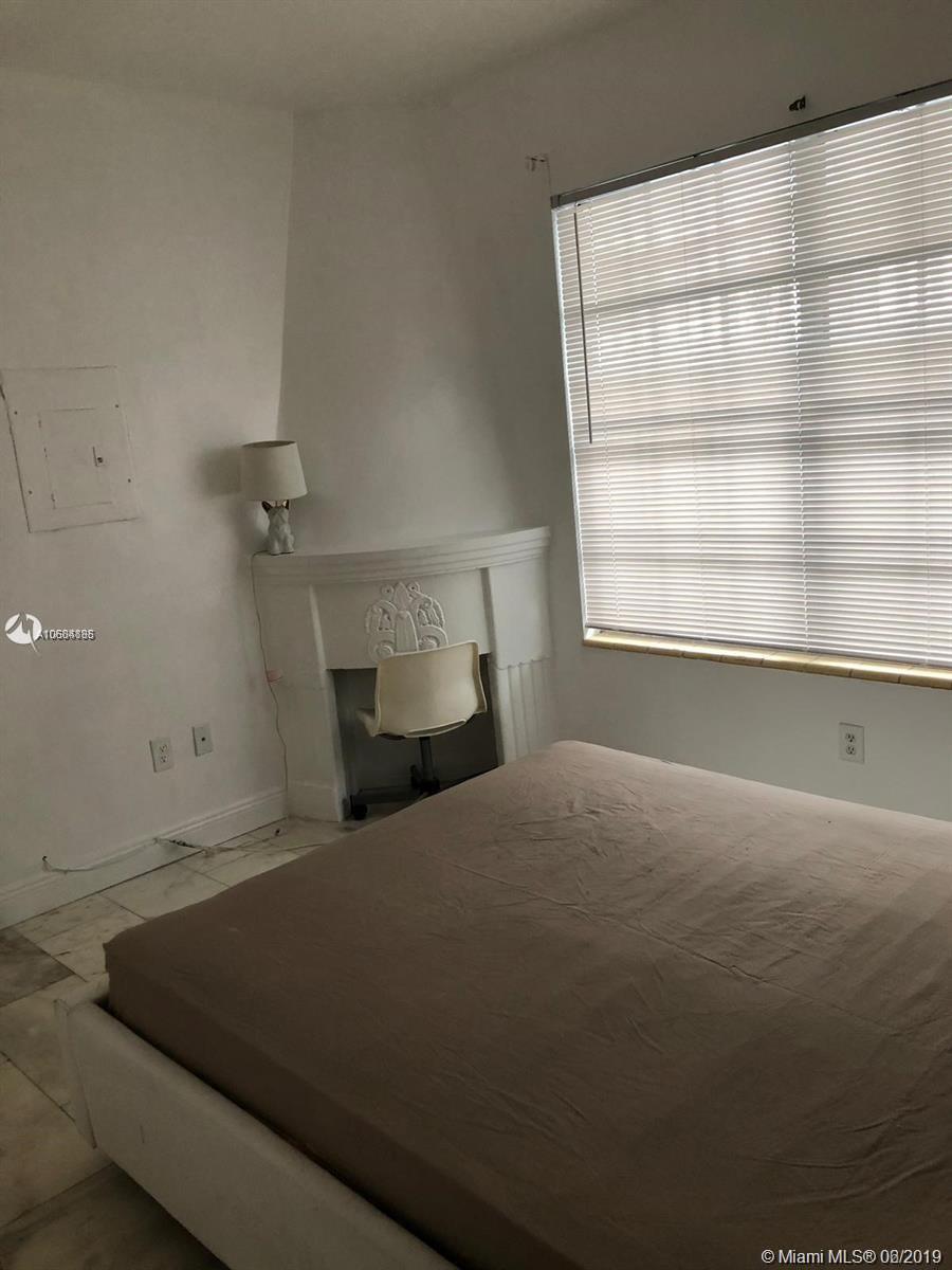 FIRST ON PENN CONDO - Residential Lease