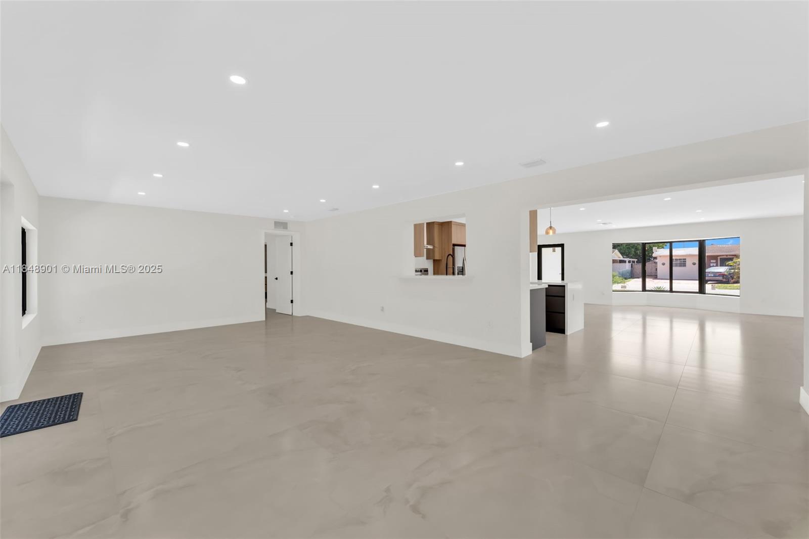 PALM SPRINGS LAKES 4TH AD - Residential