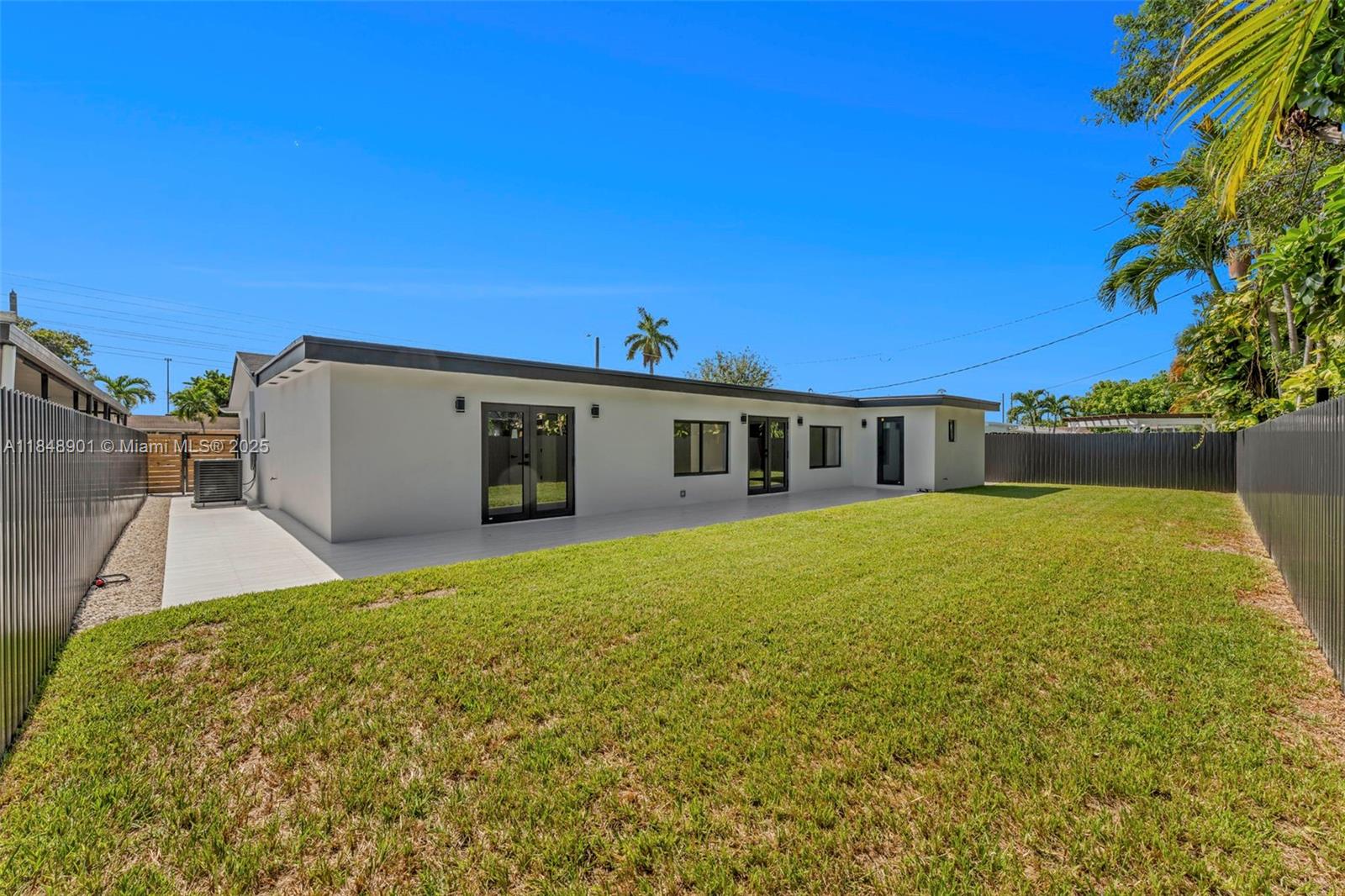 PALM SPRINGS LAKES 4TH AD - Residential