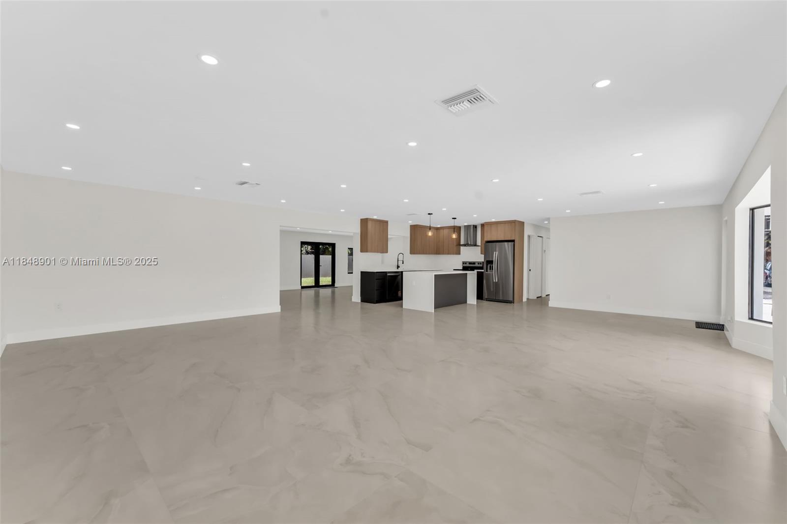 PALM SPRINGS LAKES 4TH AD - Residential