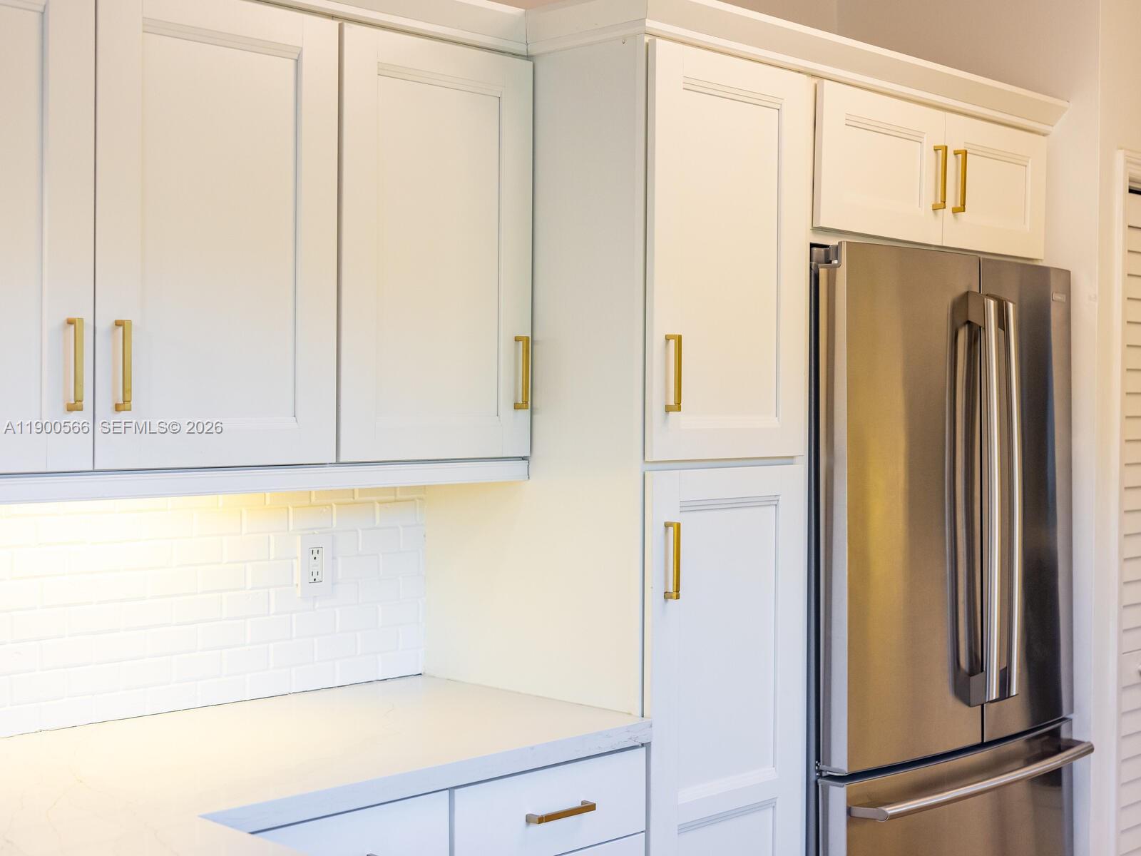 BISCAYNE PARK KINGS RESUB - Residential