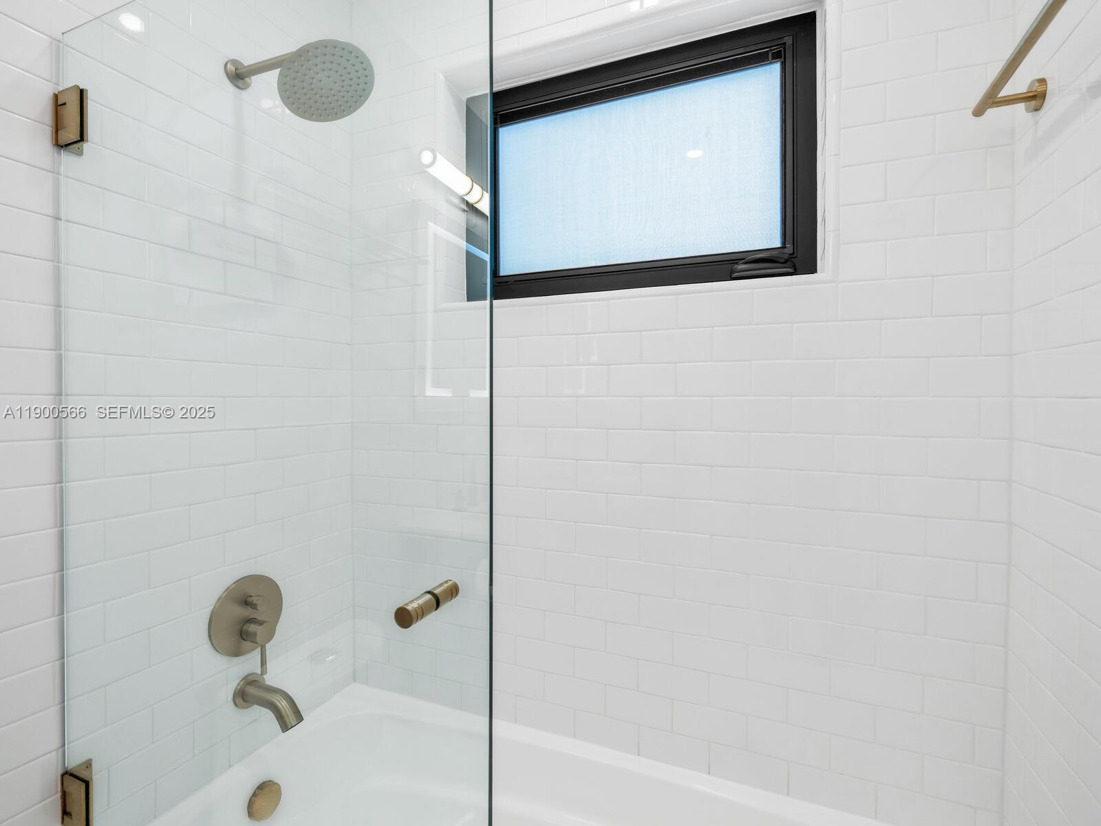 BISCAYNE PARK KINGS RESUB - Residential