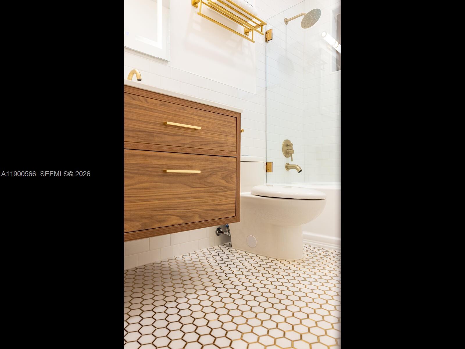 BISCAYNE PARK KINGS RESUB - Residential