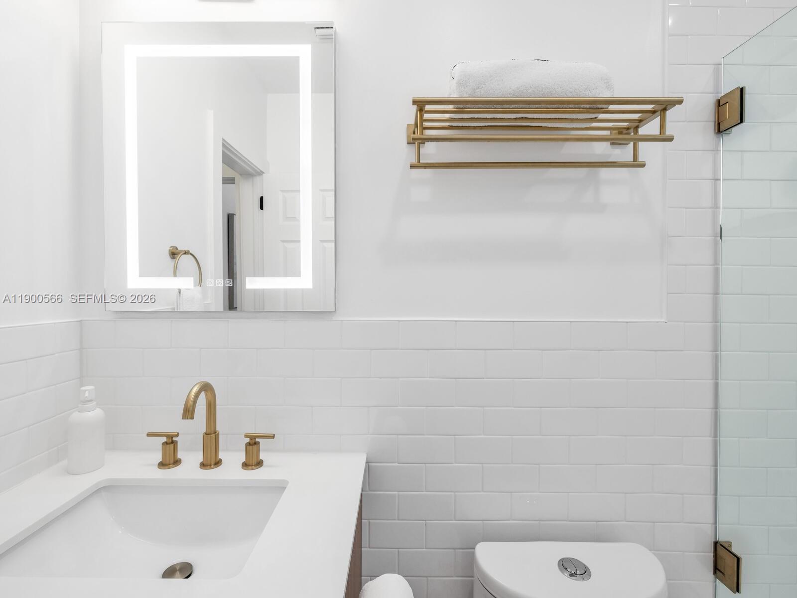 BISCAYNE PARK KINGS RESUB - Residential