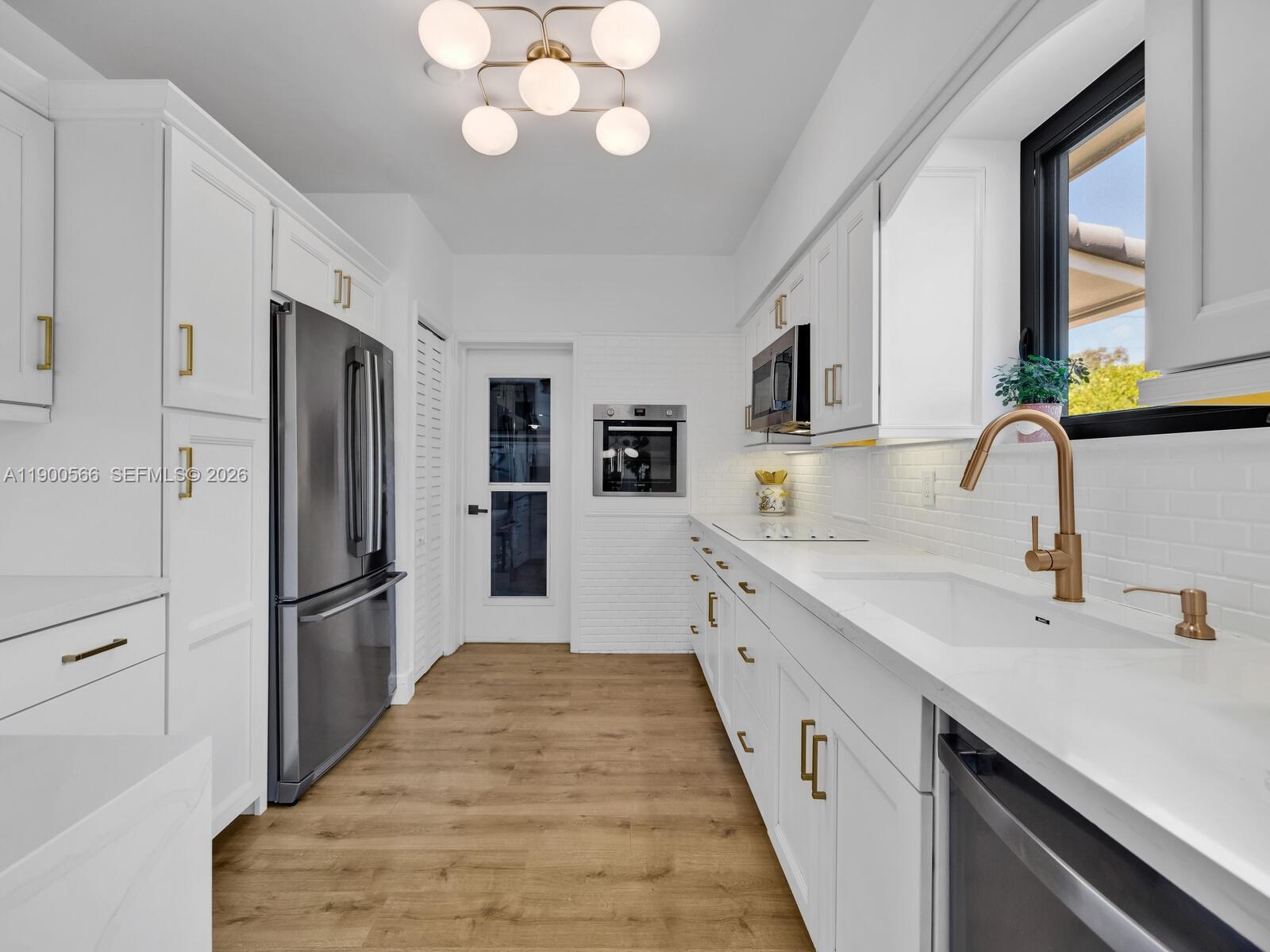 BISCAYNE PARK KINGS RESUB - Residential