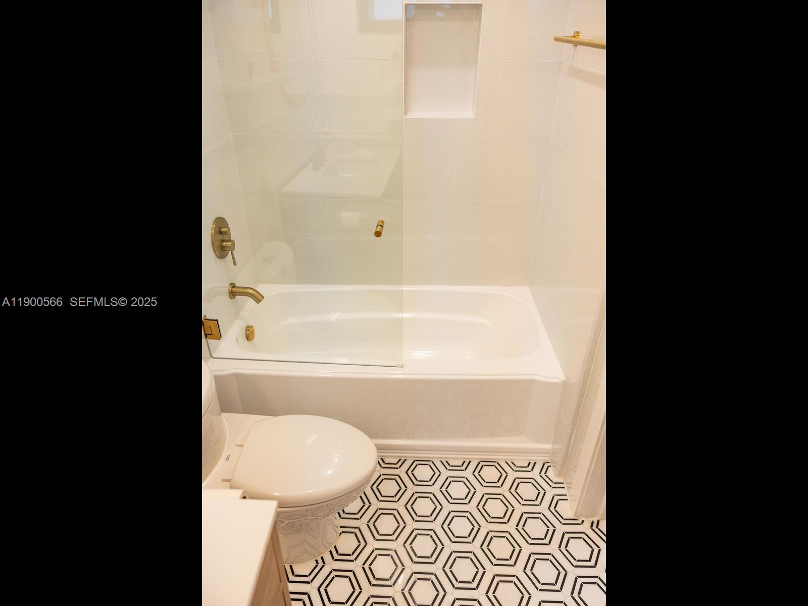 BISCAYNE PARK KINGS RESUB - Residential