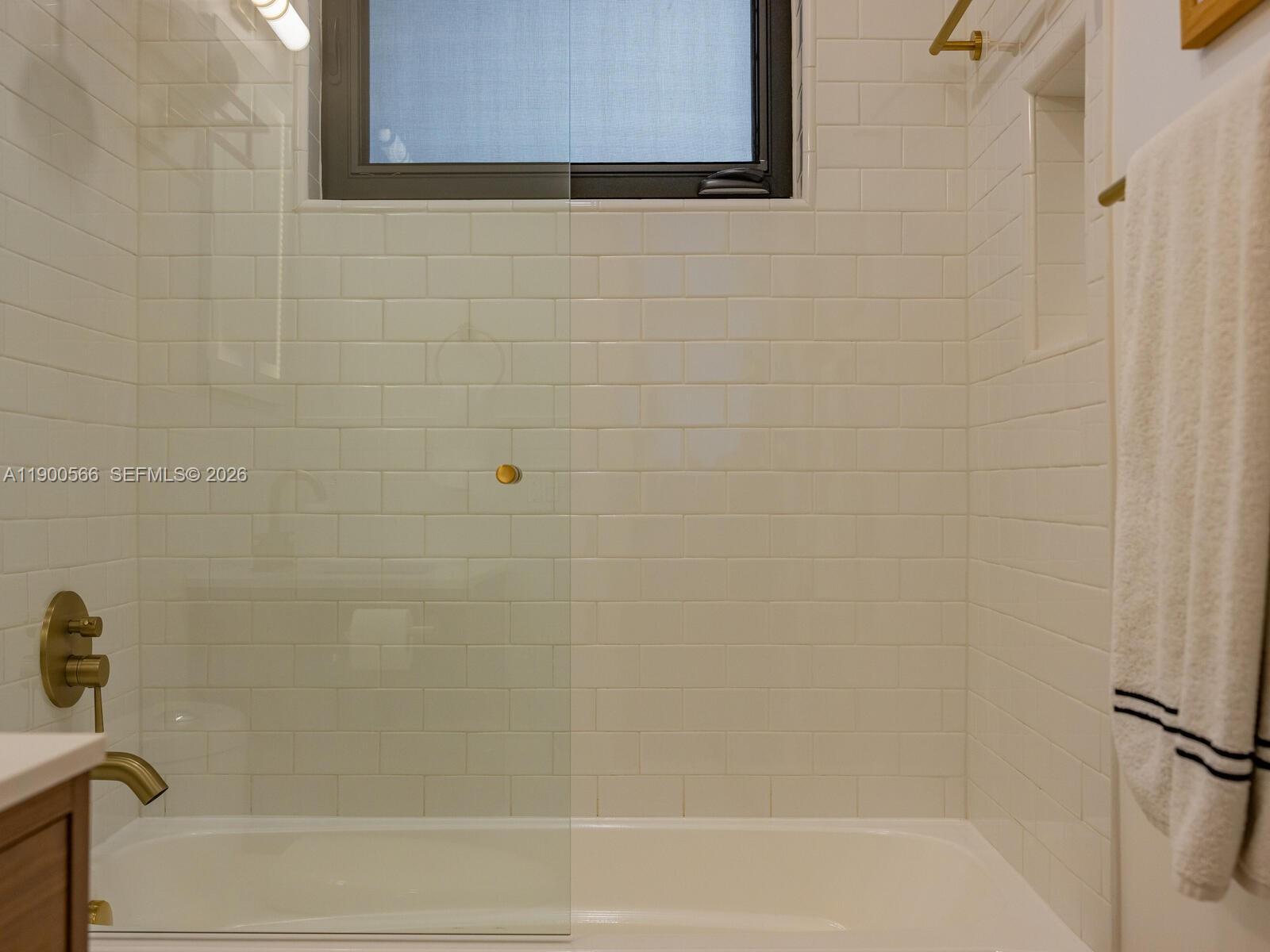 BISCAYNE PARK KINGS RESUB - Residential