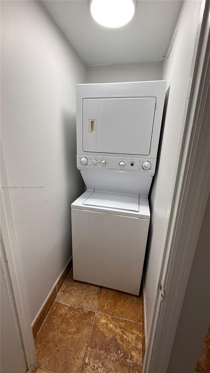 OLUSTEE PARK - Residential Lease