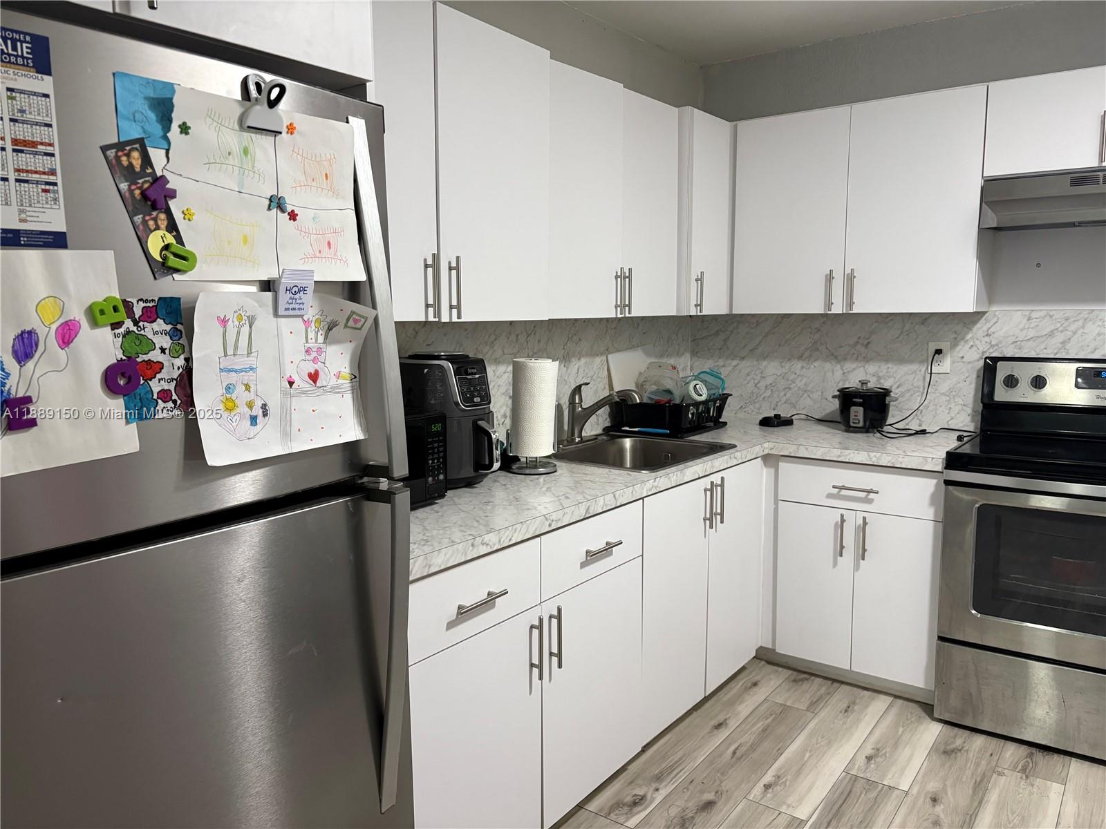 KINGS CASTLE CONDO - Residential