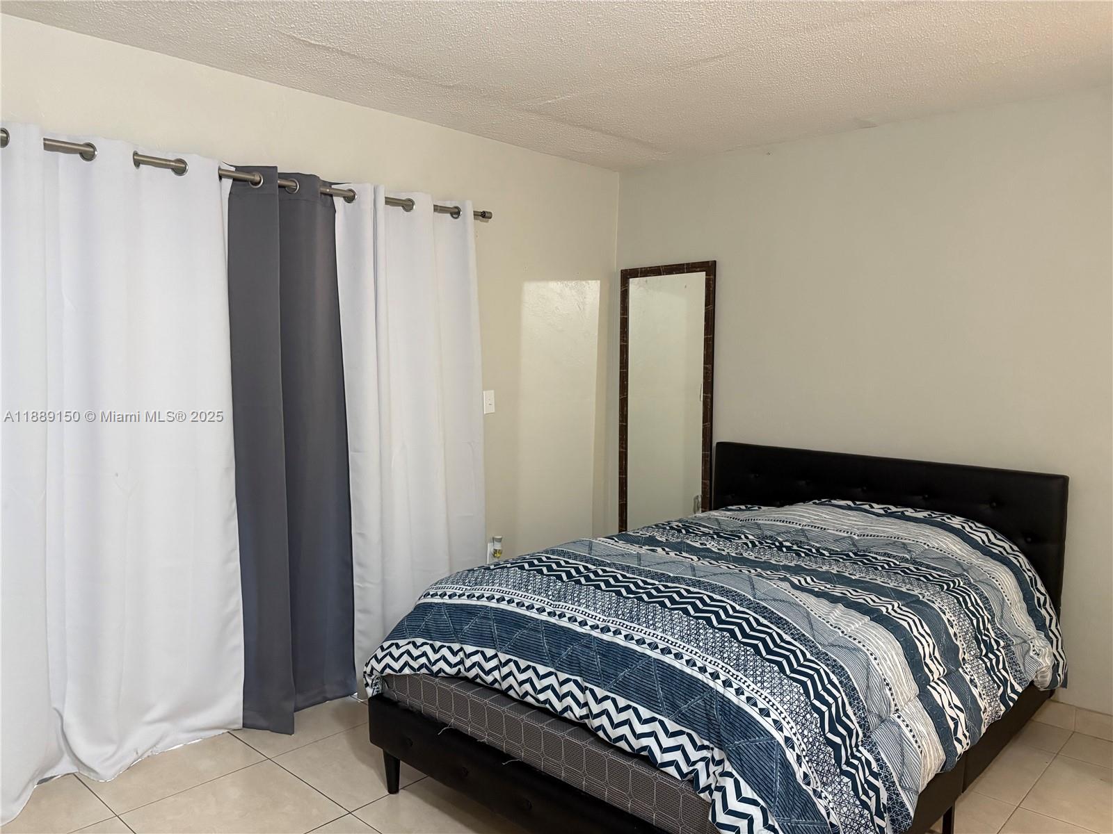 KINGS CASTLE CONDO - Residential