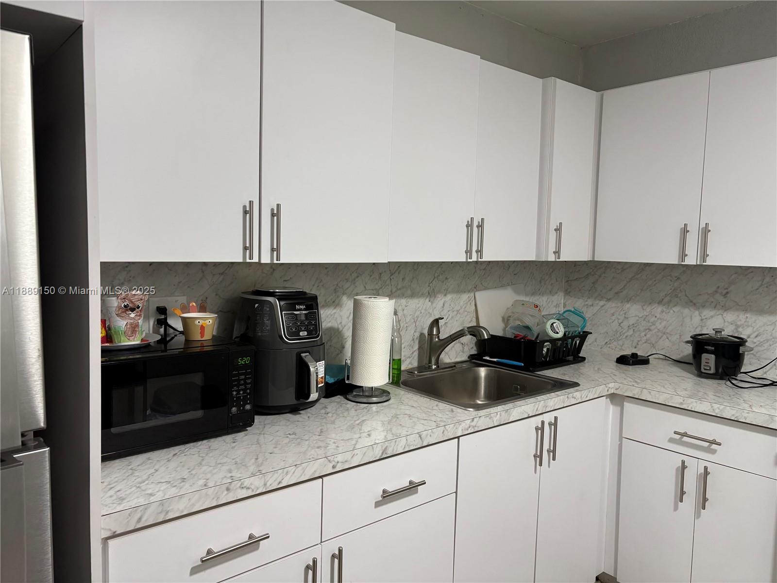 KINGS CASTLE CONDO - Residential