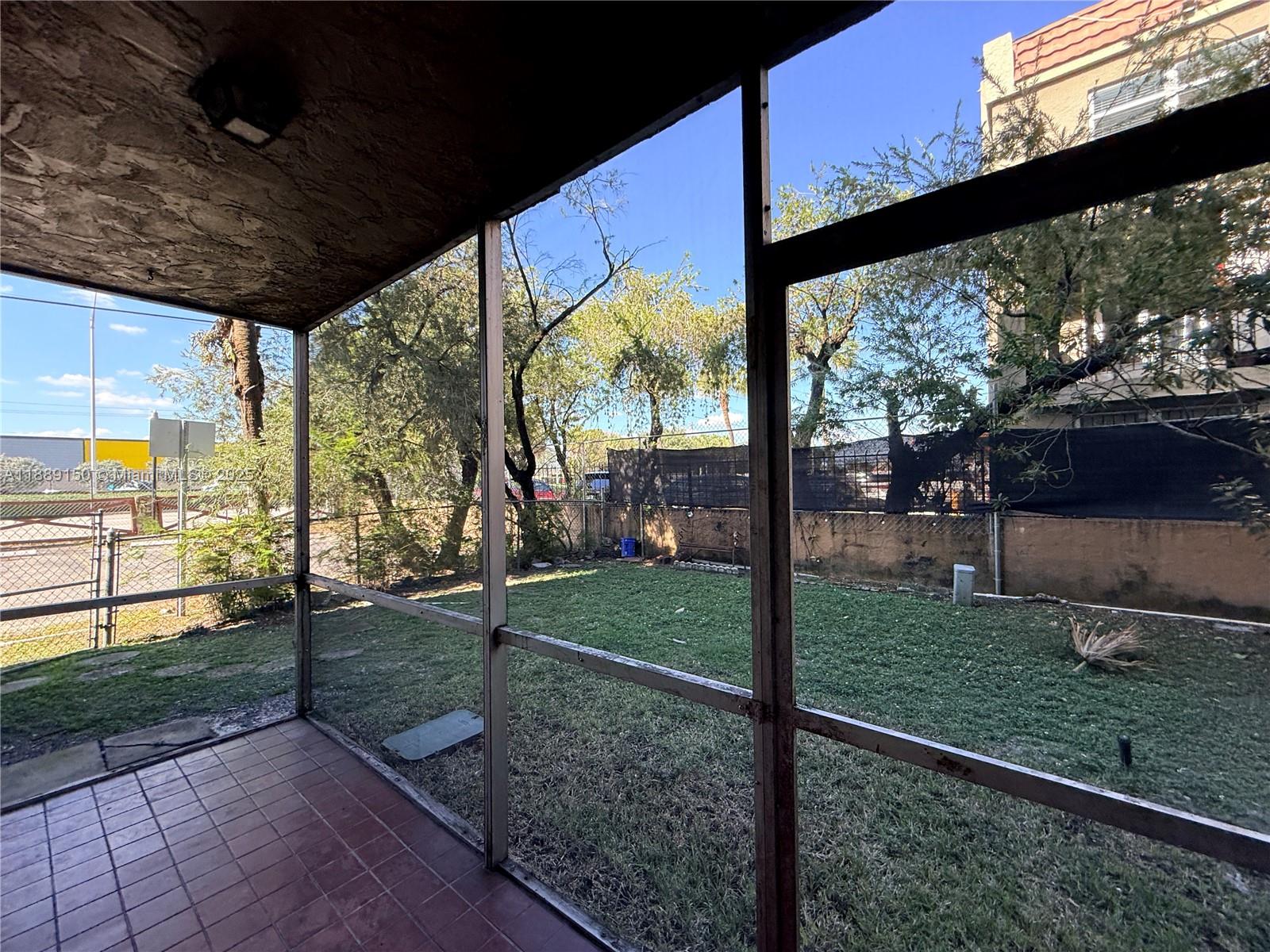 KINGS CASTLE CONDO - Residential