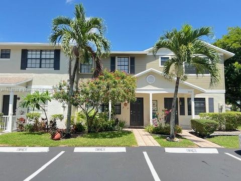 Photo of 905 NW 107th Ave, Pembroke Pines, FL 33026 (MLS # A11828780)