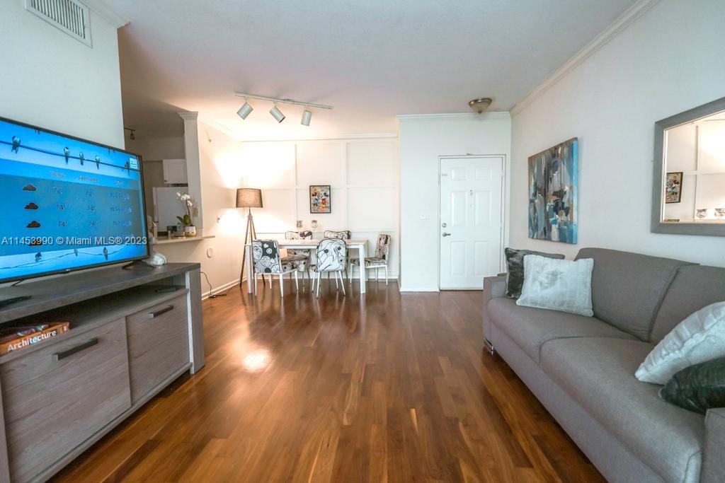 Porto Bellagio Condo - Residential