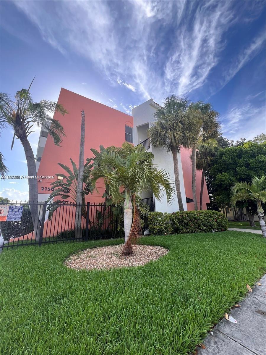 2150 SW 16th Ave 406
