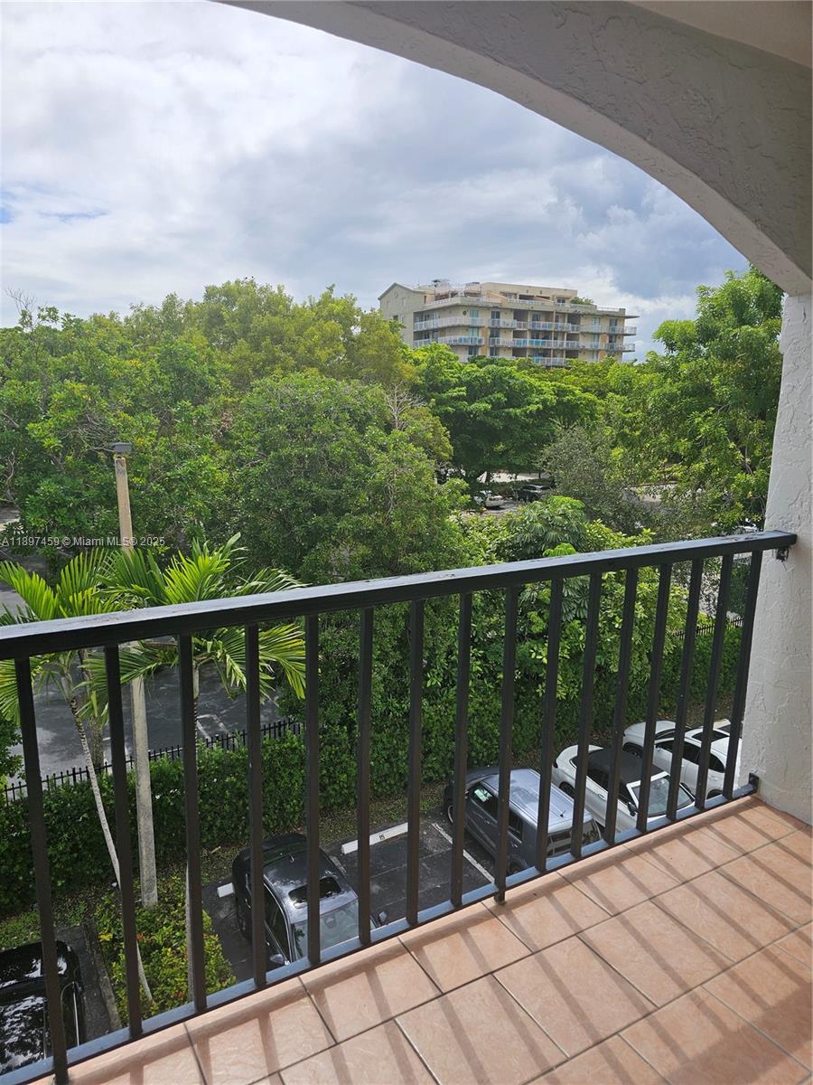 CORAL WAY GARDENS CONDO - Residential