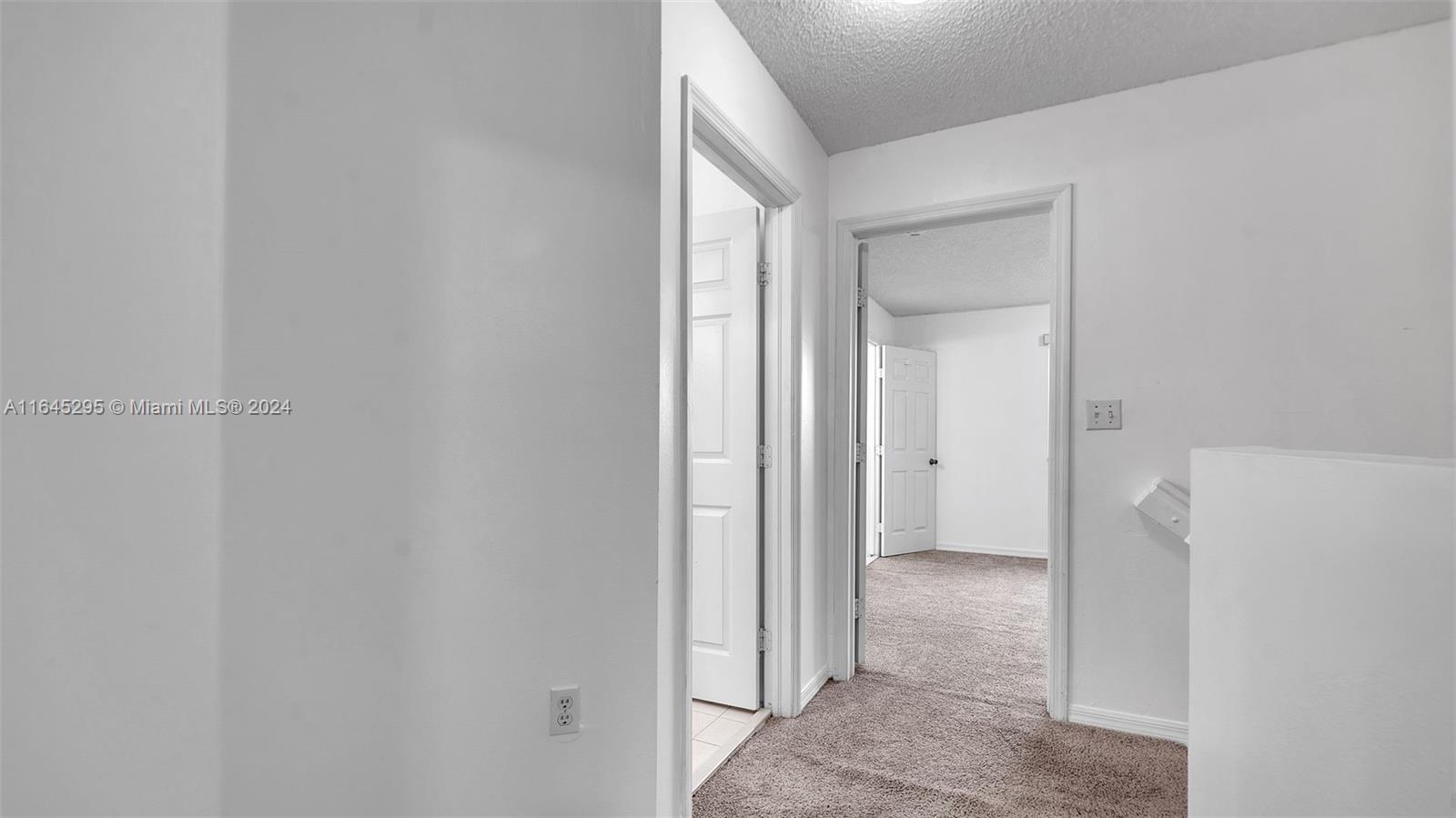 IBIS VILLA AT MIAMI GARDE - Residential Lease