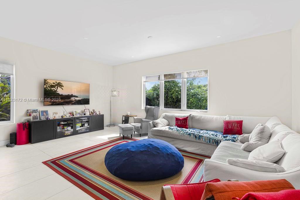 SCHENLEY PARK - Residential