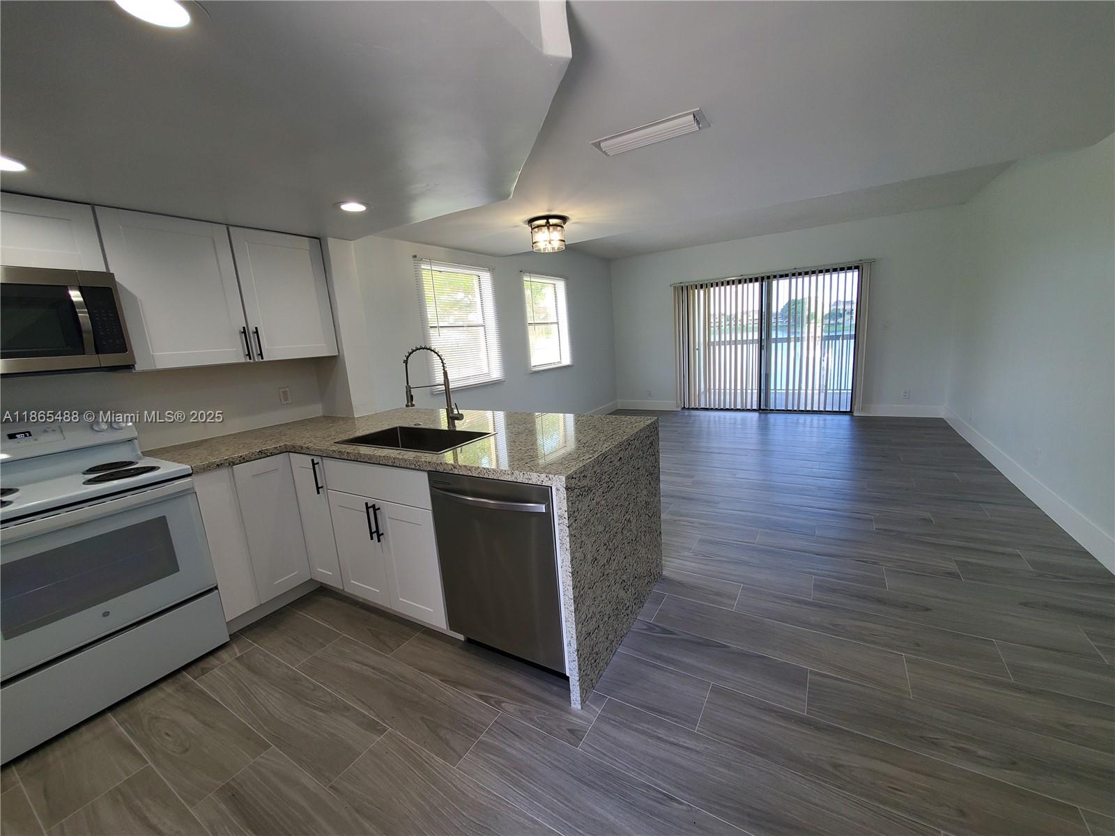 Welcome to this stunning two-story townhouse in the gated, secure community of Villas at Lakeview. Enjoy breathtaking lake views and a spacious, thoughtfully designed layout.
The first floor features an open-concept kitchen, living, and dining area, along with a convenient half bath for guests. Upstairs, you’ll find two bright bedrooms, each with its own private bathroom. The kitchen and bathrooms have been tastefully upgraded, and a washer and dryer are included in the unit for your convenience.
Don’t miss this opportunity to live in a serene community with nice amenities and a truly spectacular view.