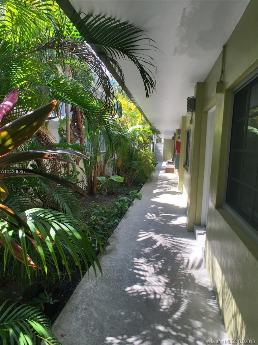 ALTON SOUTH CONDO - Residential