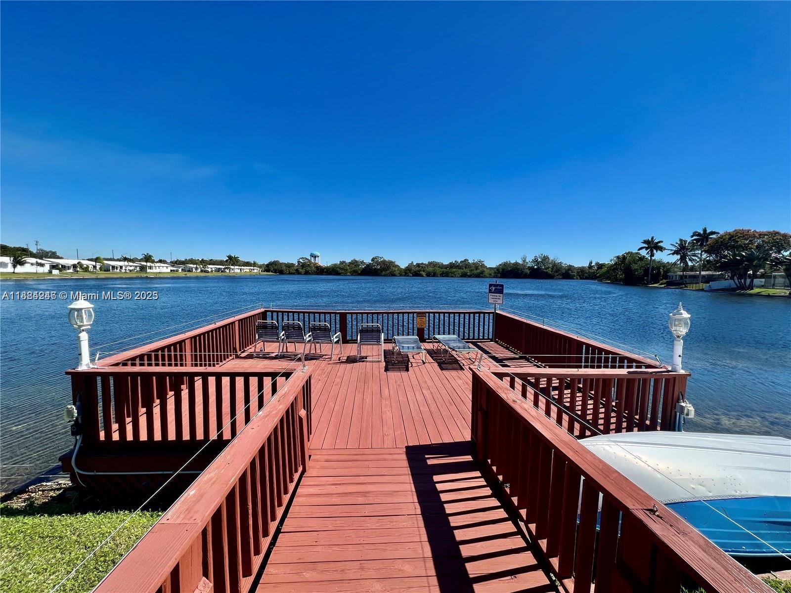 SHERIDAN LAKES CONDO APTS - Residential