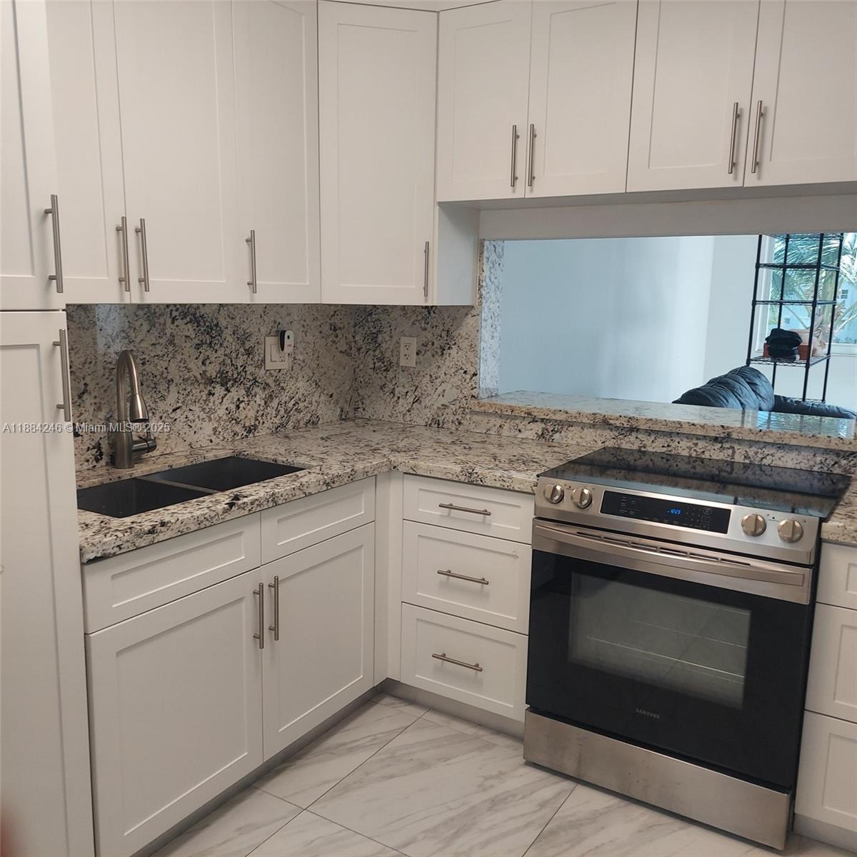 SHERIDAN LAKES CONDO APTS - Residential