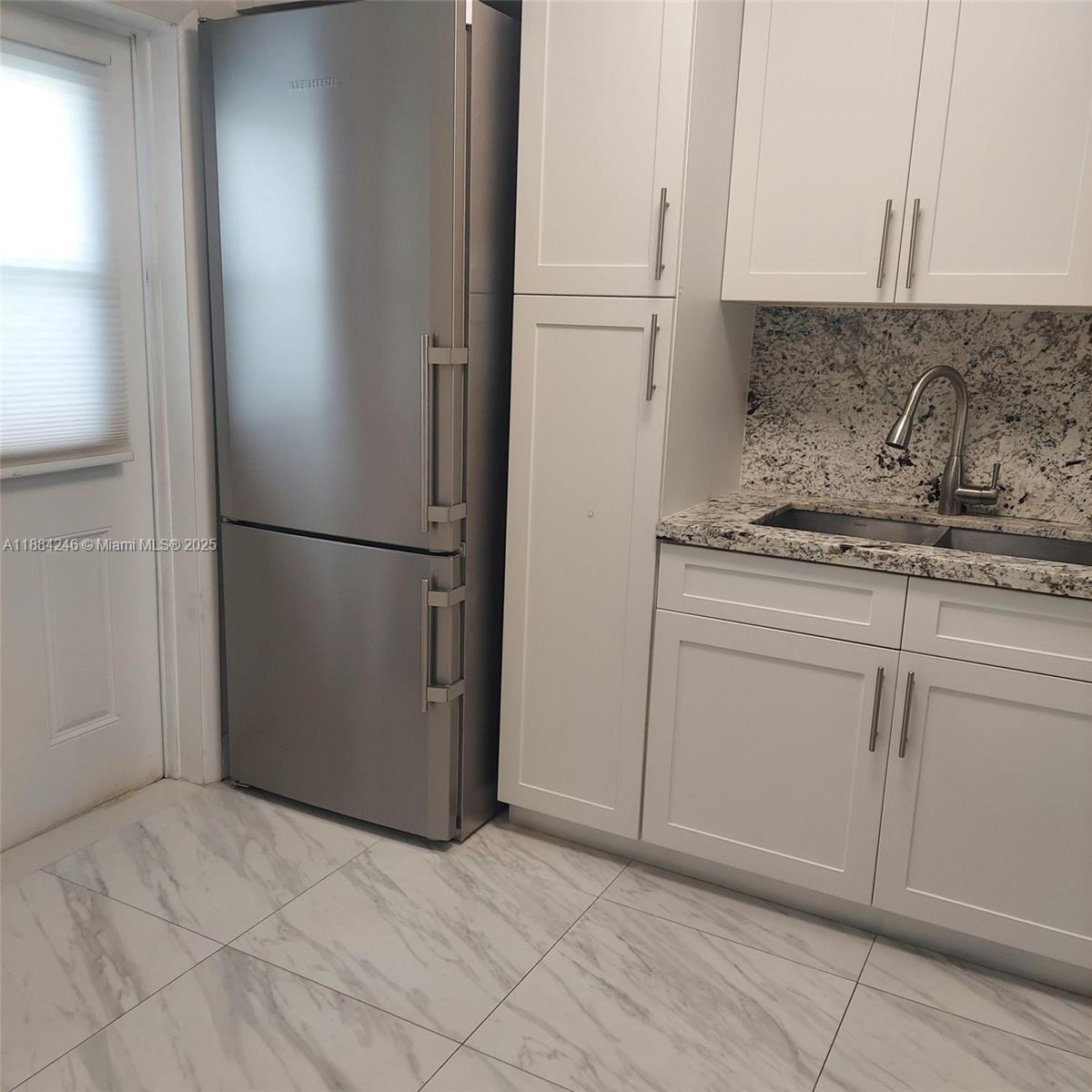 SHERIDAN LAKES CONDO APTS - Residential