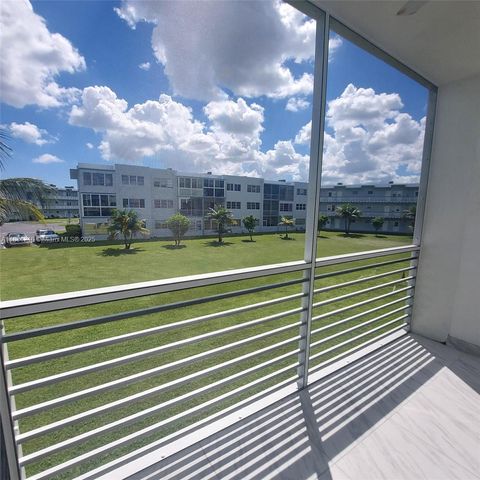 Photo of 2300 Park Ln #211, Hollywood, FL 33021 (MLS # A11884246)