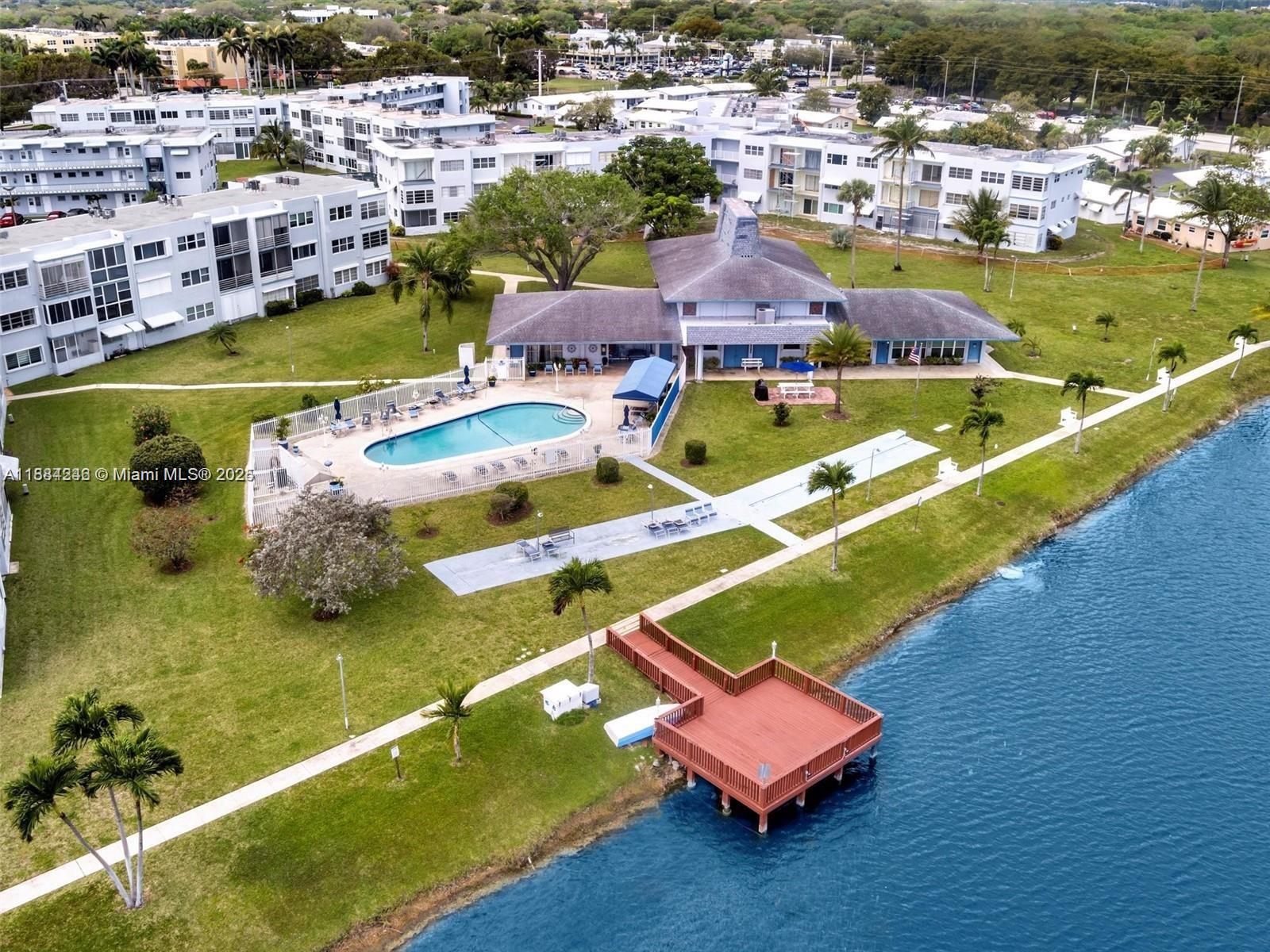 SHERIDAN LAKES CONDO APTS - Residential