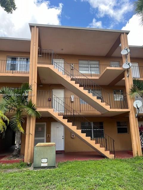 1230 W 54th St 305A