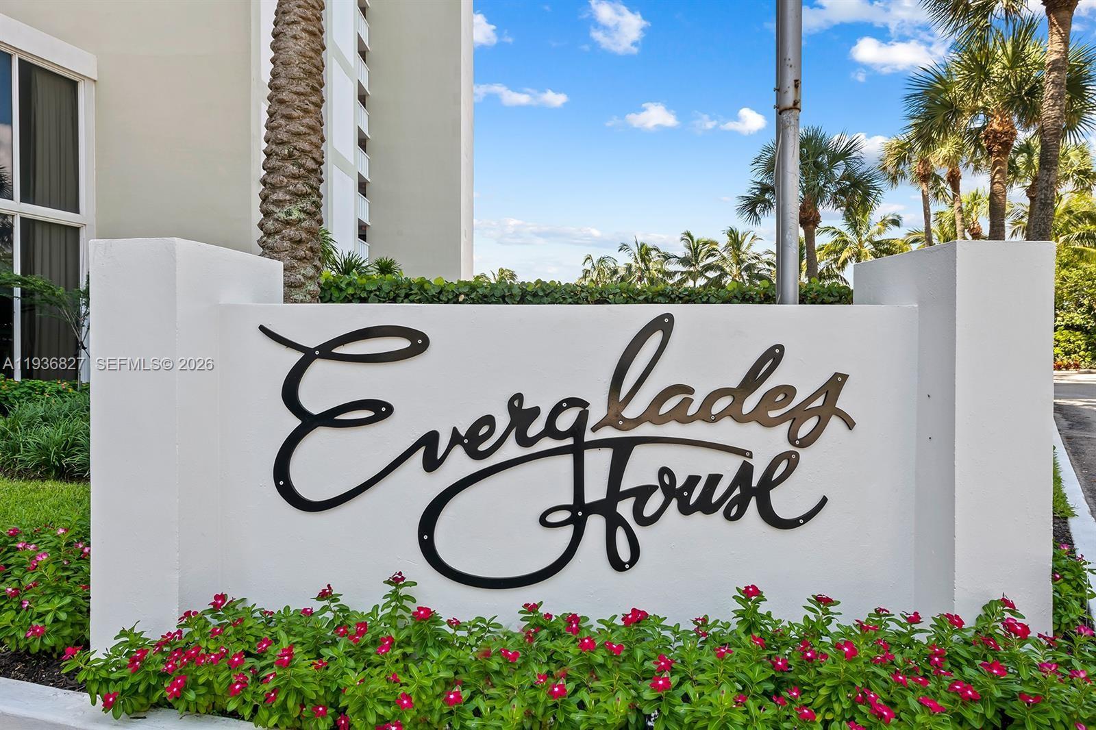 EVERGLADES HOUSE CONDO - Residential