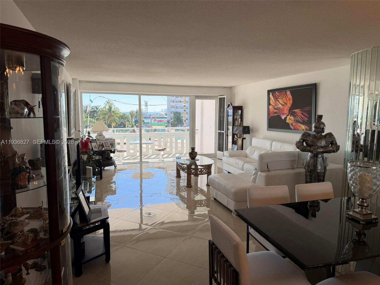 EVERGLADES HOUSE CONDO - Residential