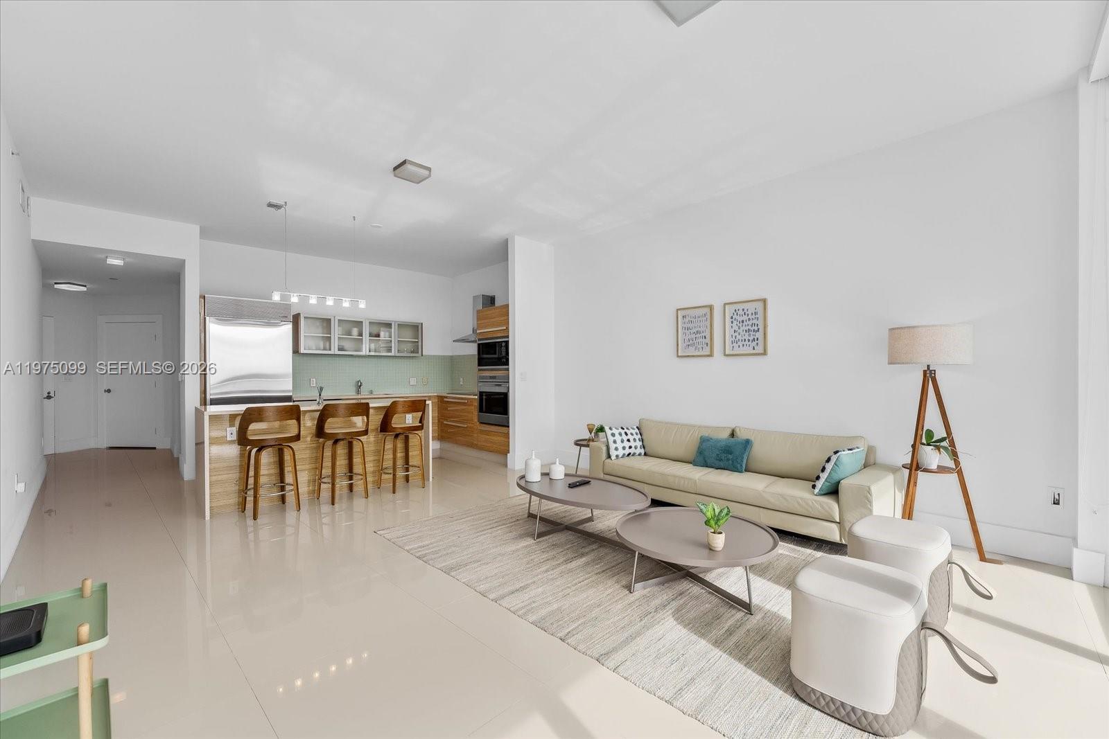 PARAMOUNT BAY CONDO - Residential Lease