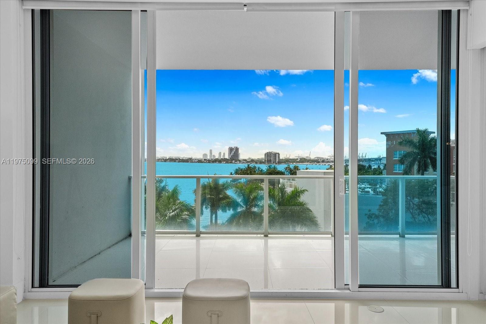 PARAMOUNT BAY CONDO - Residential Lease