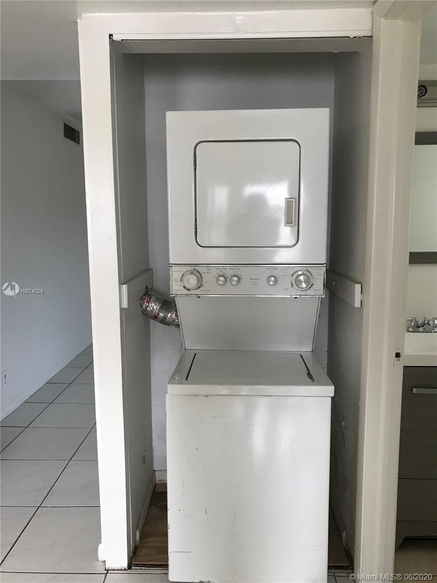 LAKEVIEW ESTATES CONDO - Residential Lease