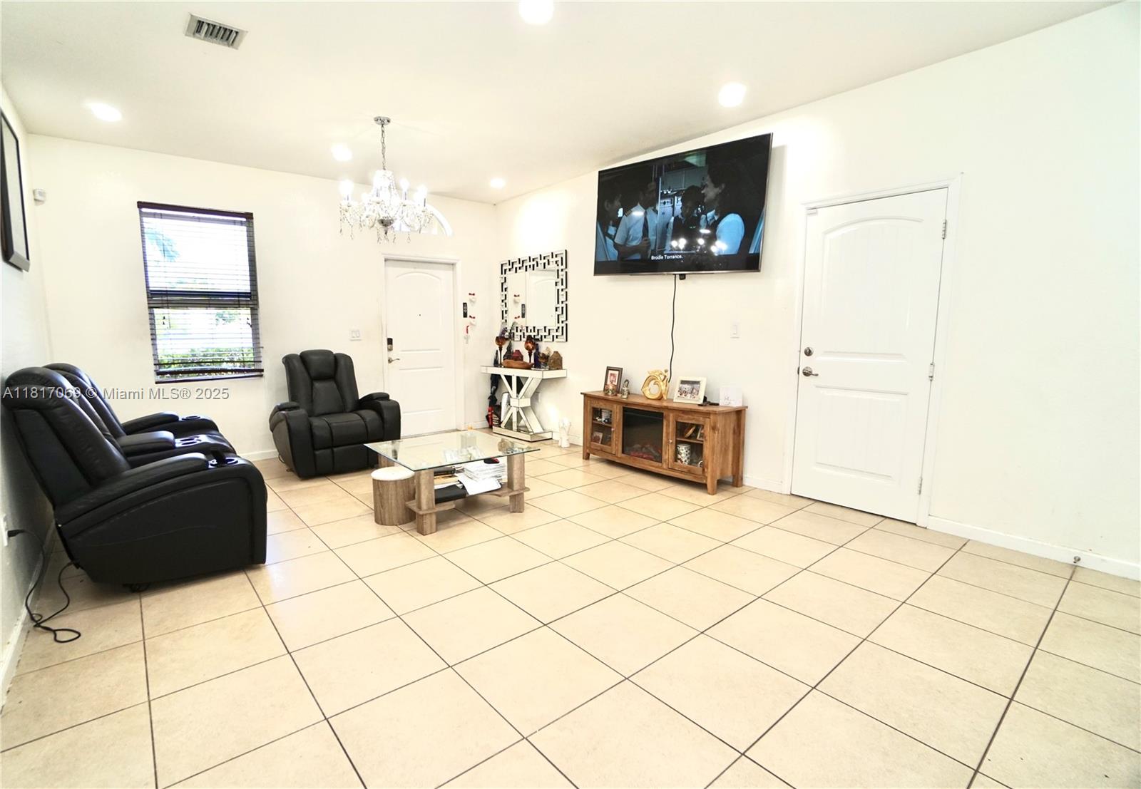 RIVIERA GRANDE ESTATES SU - Residential