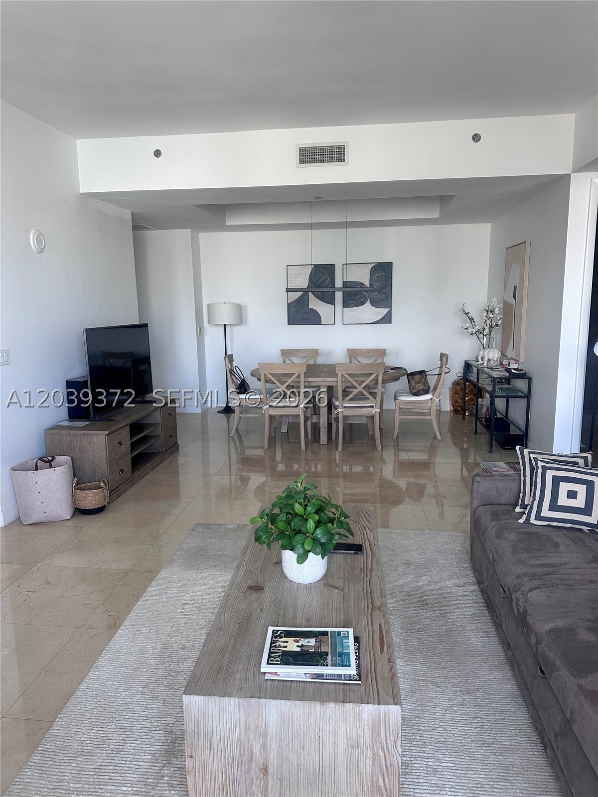 15811 Collins Ave 1505