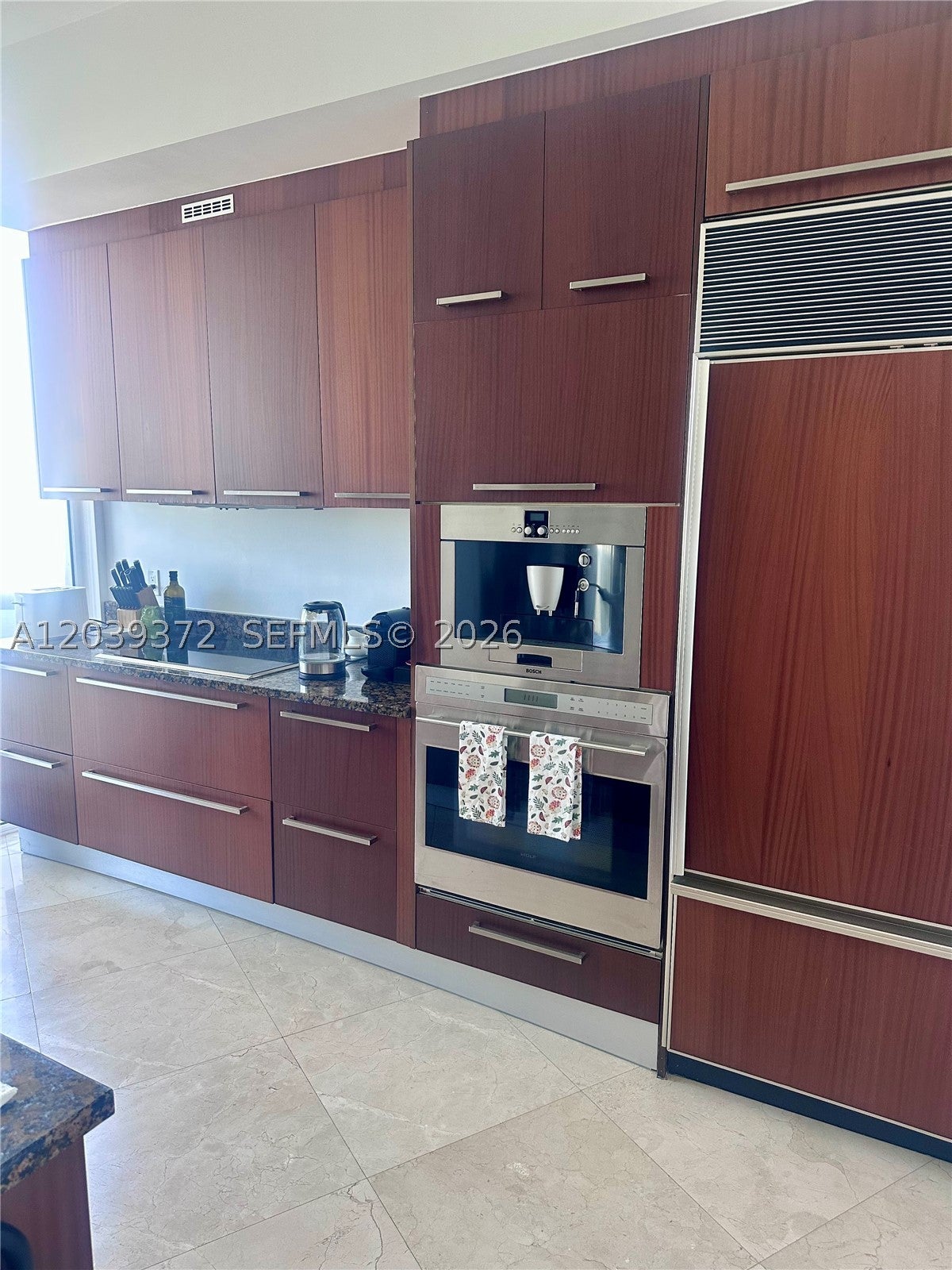 15811 Collins Ave 1505