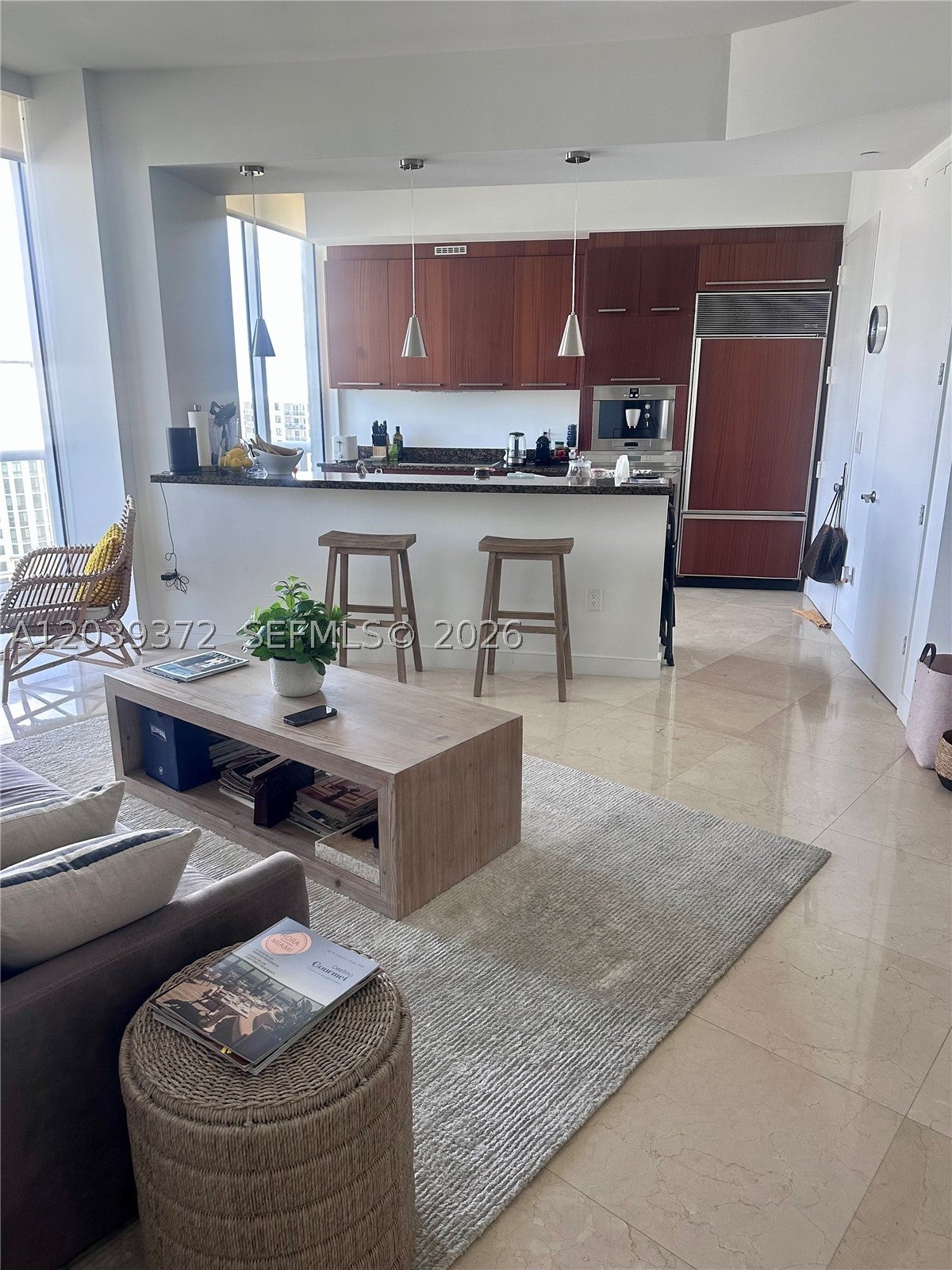 15811 Collins Ave 1505